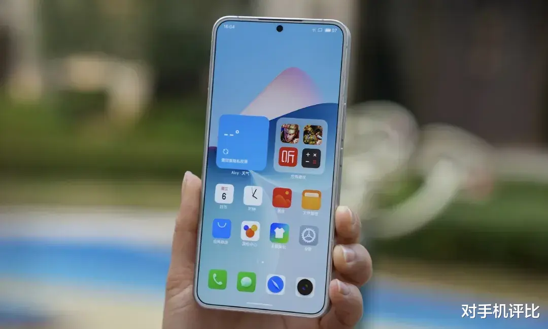 友商集體破防！魅族21系列價(jià)格斷崖式下跌，12+256G版本成香餑餑