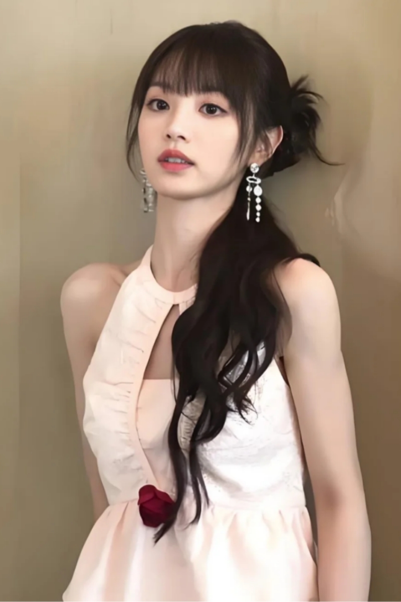 田曦薇那记忆中的白月光,灵、辣、真、红、甜