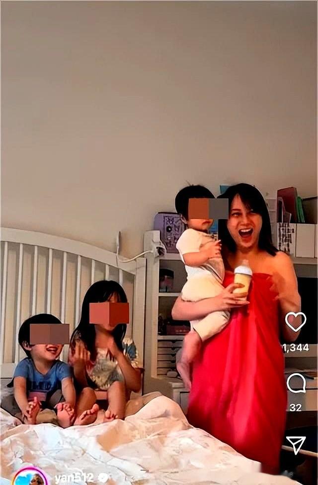 善恶终有报,移居英国却遭警察半夜抄家,这位过气歌手终成\笑话\