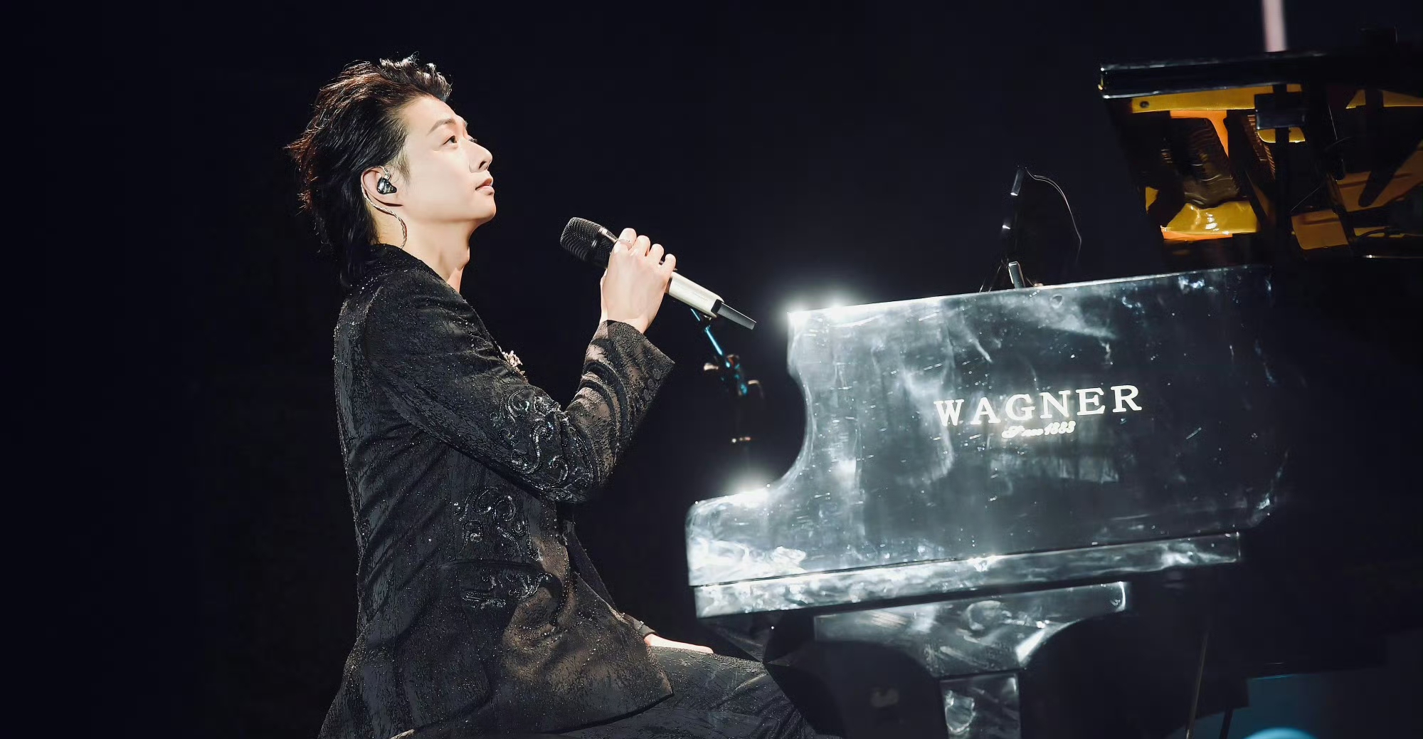 疑似婚变，回应离婚，发文辟谣…才一天，娱乐圈曝出多个大瓜