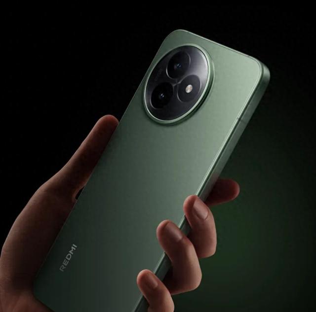 曝REDMI K90全系50MP长焦、定制新屏