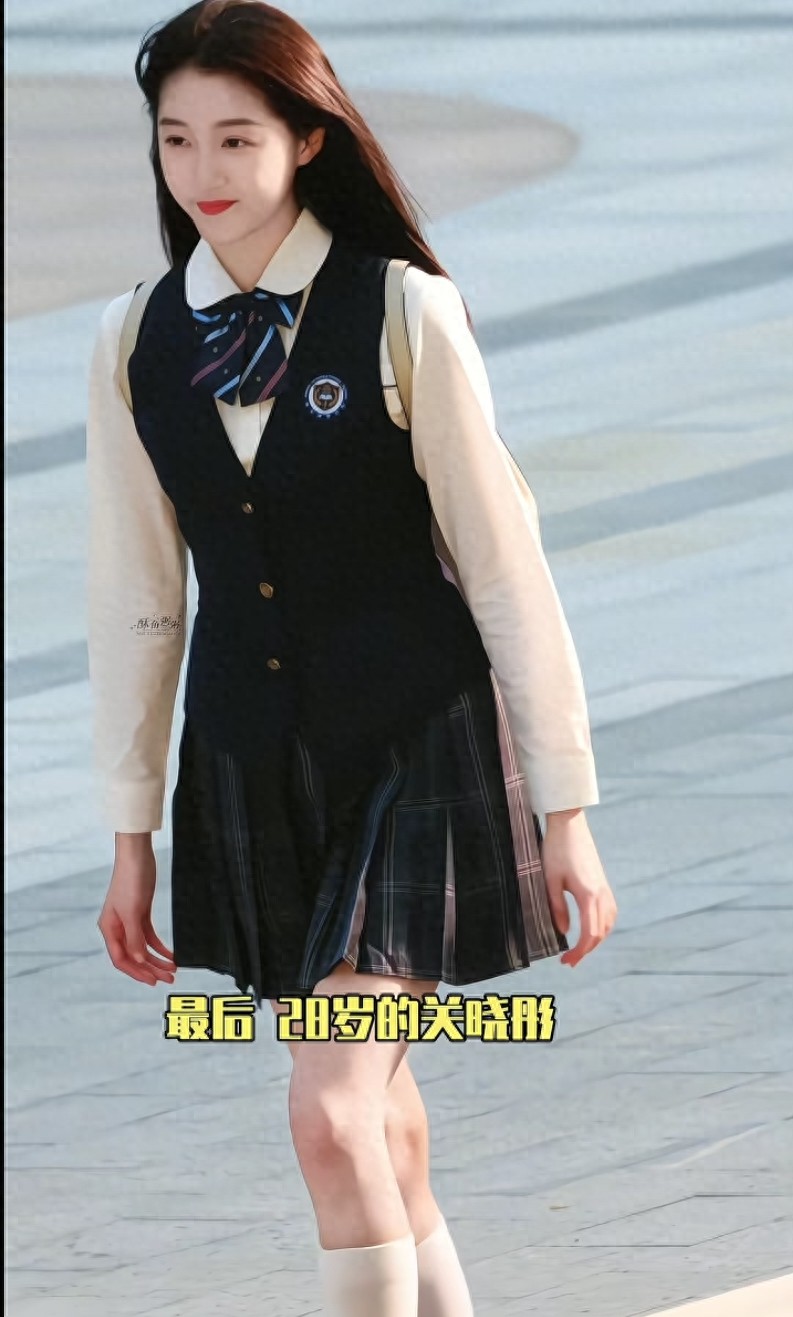 祝福惯例被打破鹿晗关晓彤感情生变分手传闻背后的细节太耐人寻味