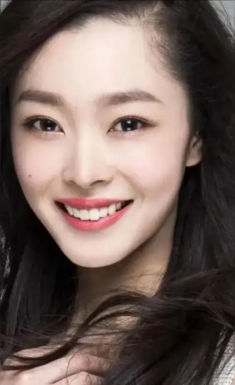 从“甜姐”到“油光小妹”?宋轶最该动的不是脸,而是身材