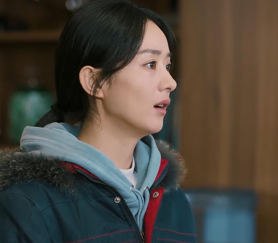 给2025年“进步最大7位女演员”排名，赵丽颖仅第2，第1实至名归