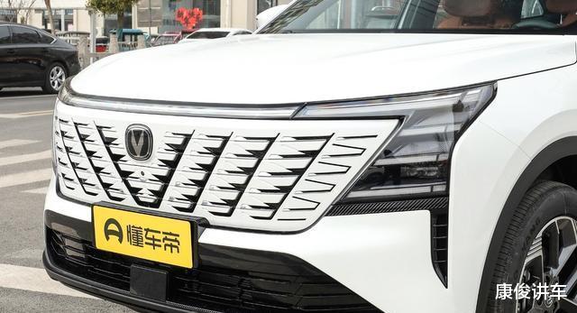 长安新SUV正式上市，搭载1.5T蓝鲸动力，8AT变速箱带来舒适驾乘体验
