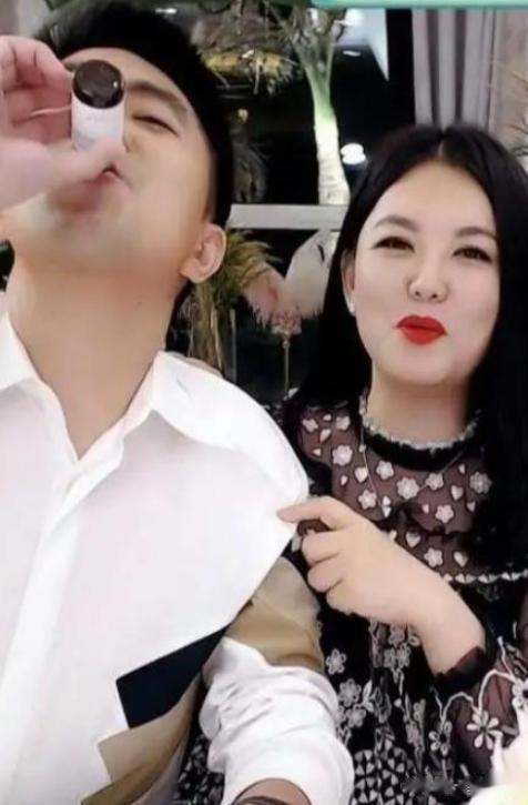 顶风作案！不到24小时，李湘迎来2大噩耗，前夫被抓，女儿被牵连