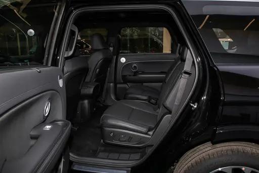 30万进口7座SUV,高开低走还是值得买?深度体验现代帕里斯帝