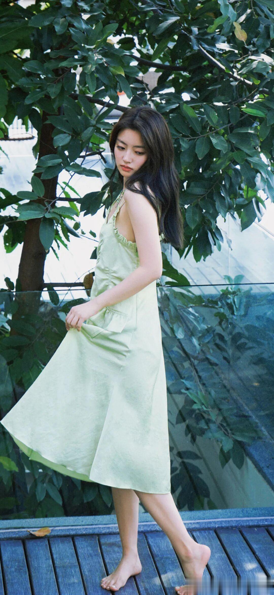 徐若晗美图分享