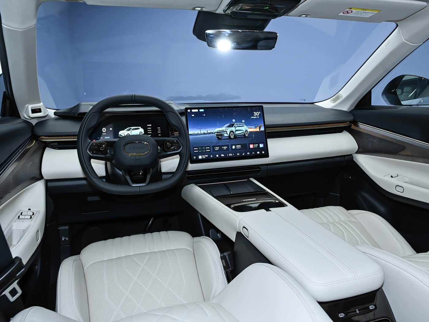 领克全新中型SUV上市！限时15.98万起，外观年轻，综合续航1400Km