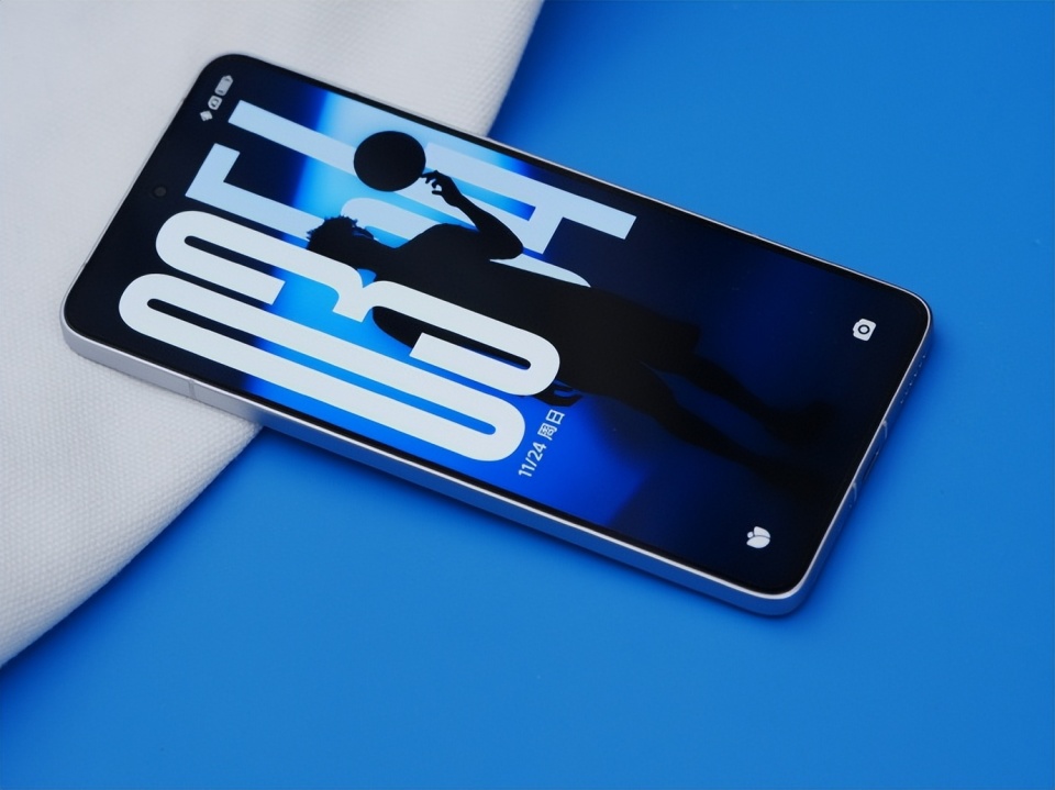 小米“急眼了”,16GB+512GB跳水1400元,高配旗舰降至“新低价”