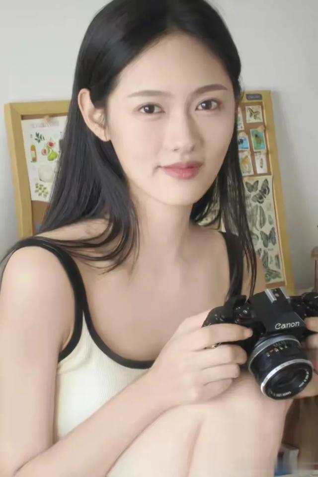 河南女神！李媛菁，在短剧世界华丽绽放！