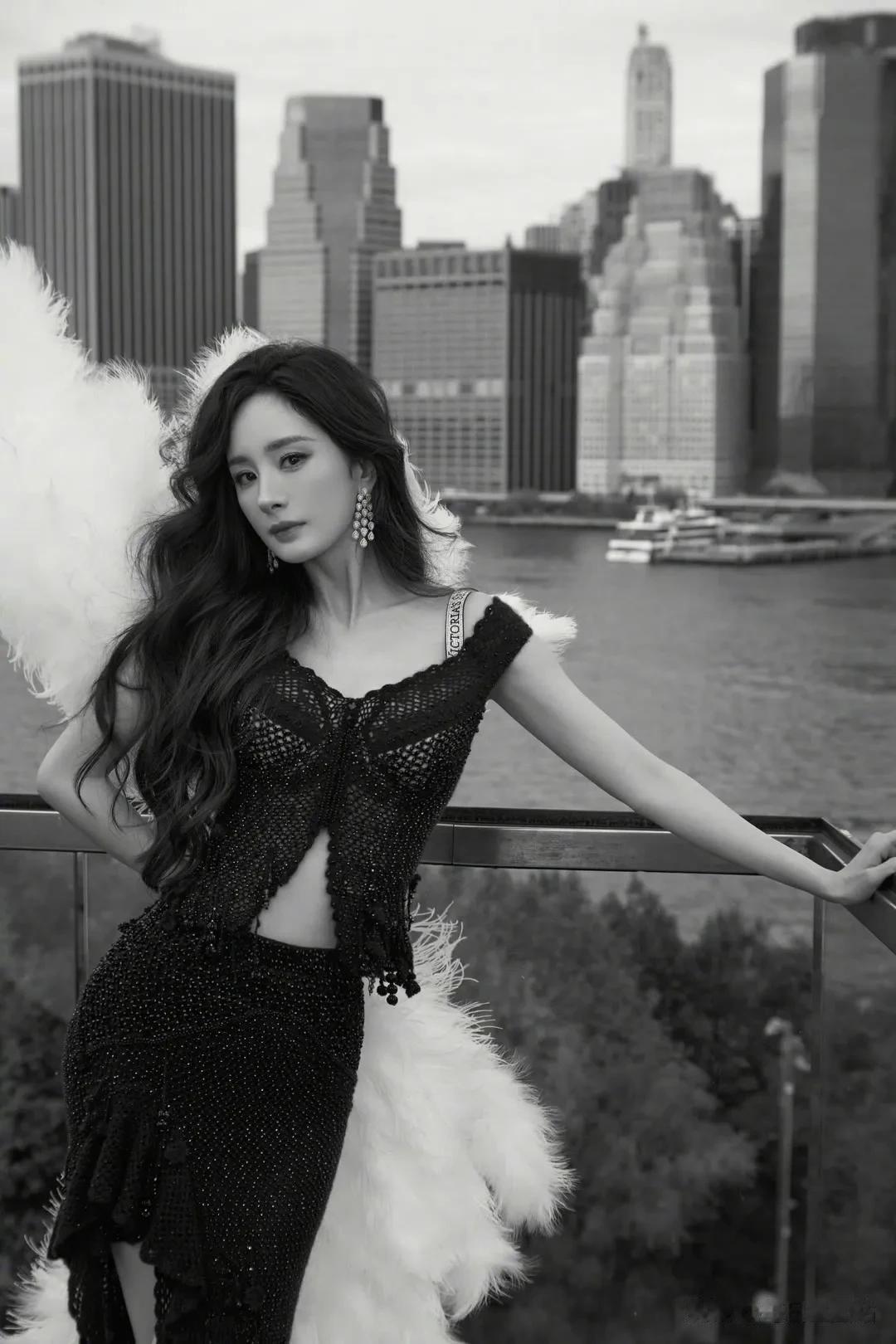 明星高清写真鉴赏｜杨幂高清美图