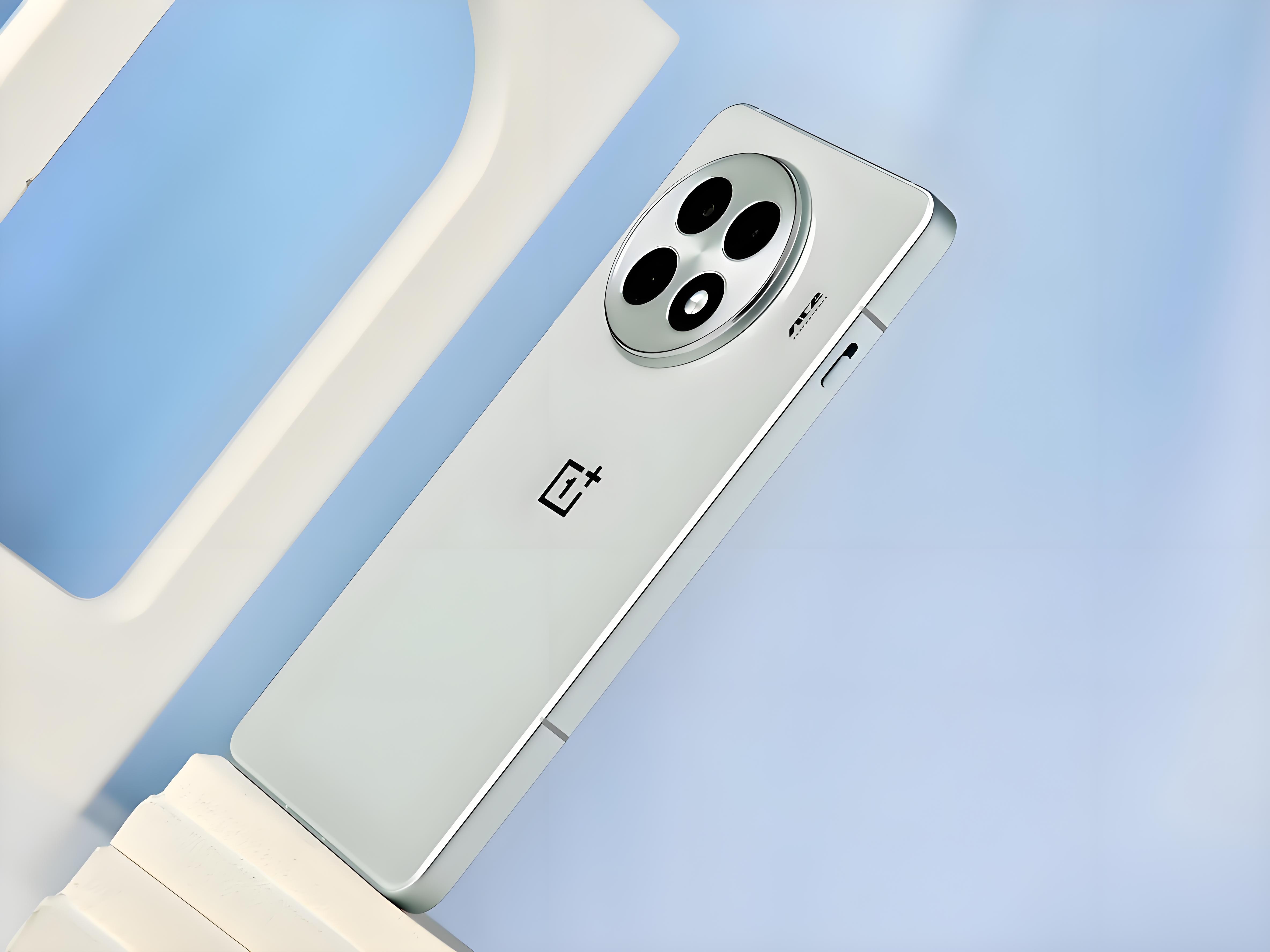 性能怪獸or性價比之王？一加Ace5讓用戶直呼“真香”！