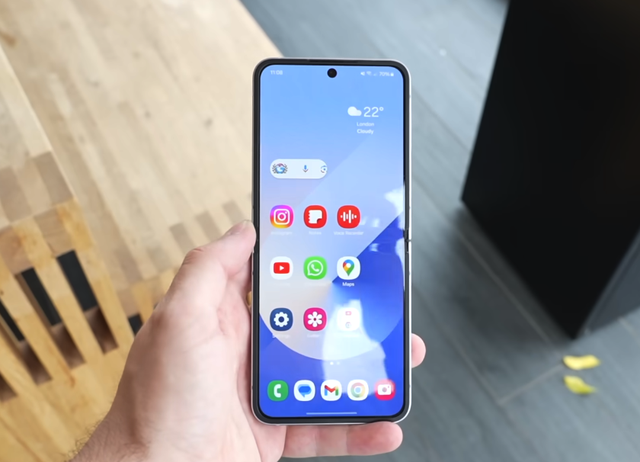 从7999元跌到5499元，三星 Z Flip6退场，售价更良心了