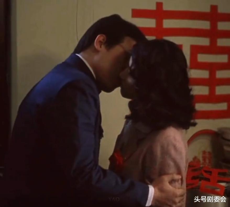 50岁李乃文没想到，老婆罕见曝光后，他和颜丙燕18年绯闻不攻自破