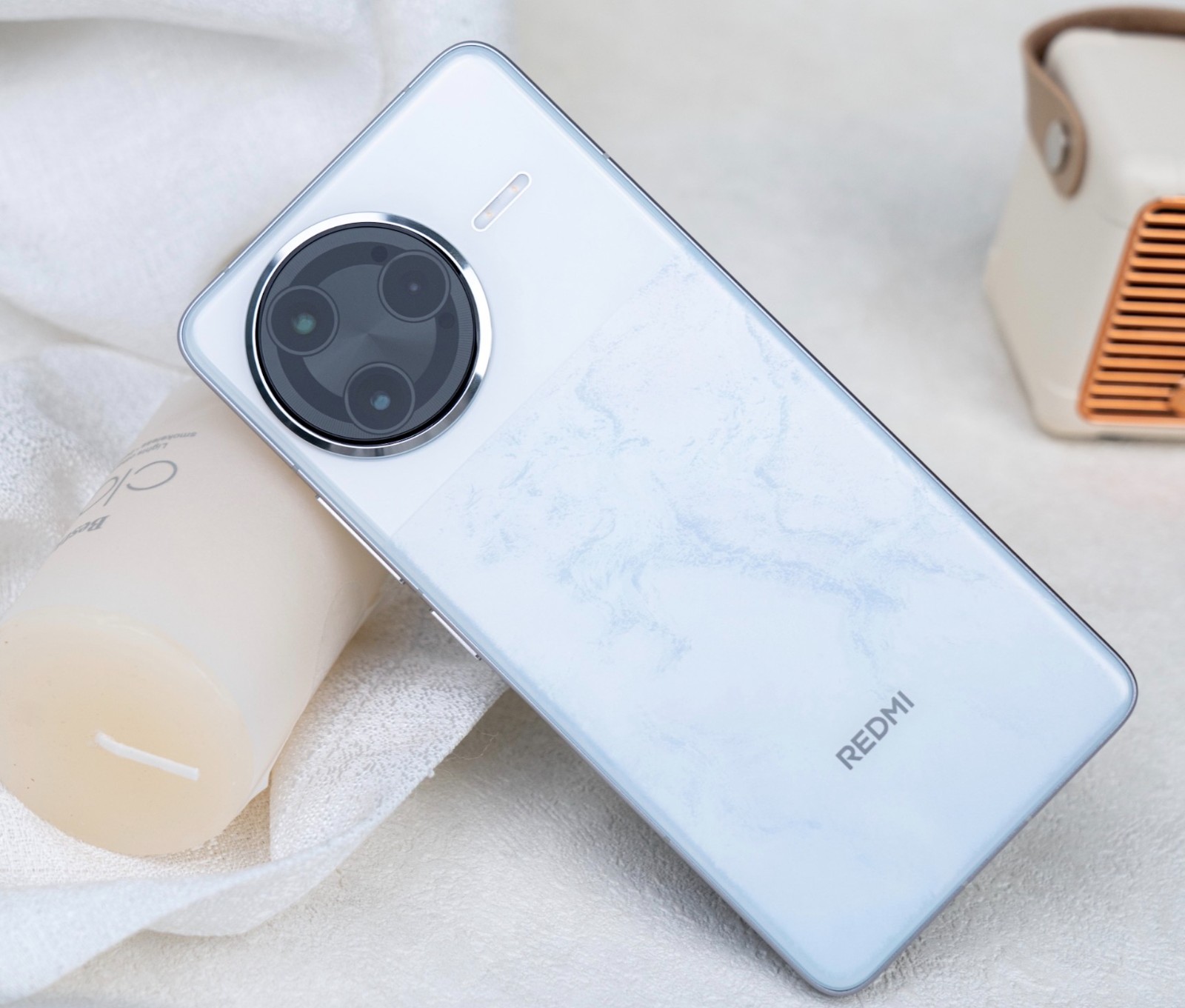 红米果断清仓!骁龙8至尊版+大电池+2K屏+长焦,从3699降至2506元