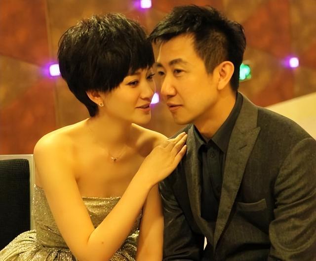 49岁李小冉爆丁克原因，一句话让向太无法反驳，现任娶她花了5亿