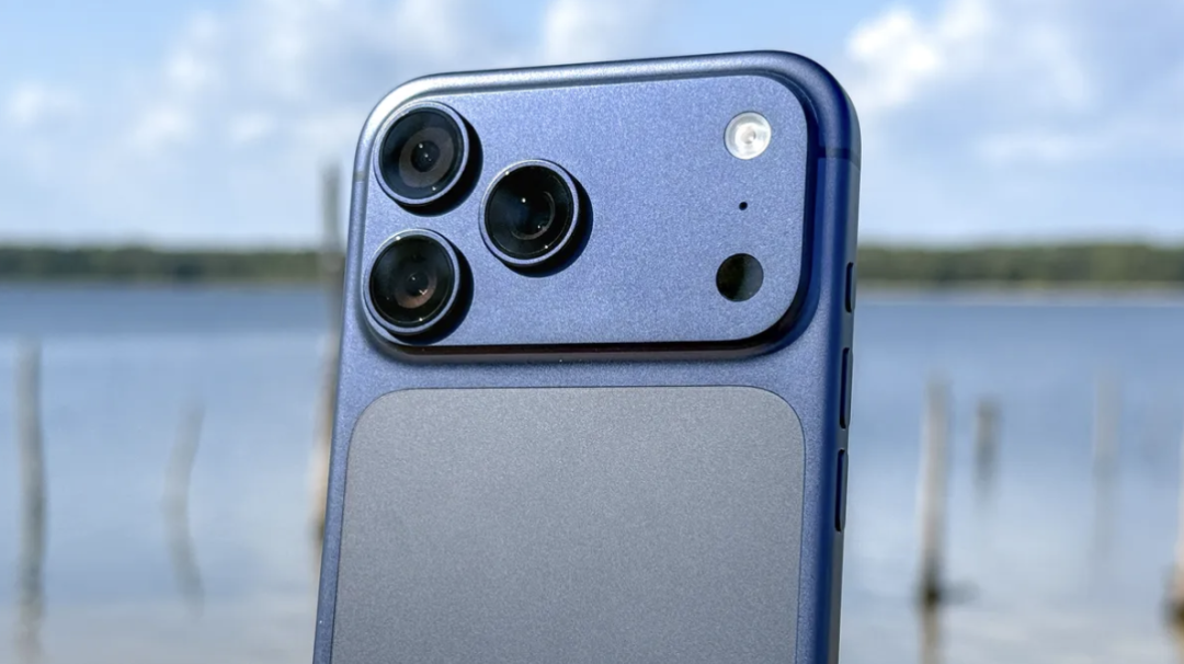 蘋果信號差？iPhone17ProMax入手一周告訴你，這次真不一樣