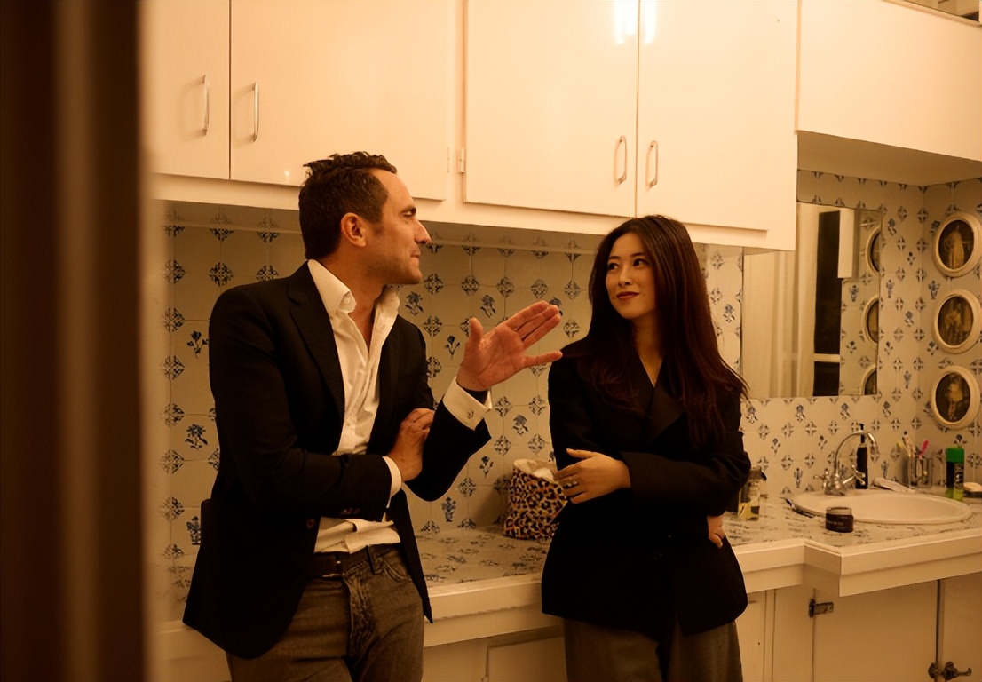 明星卸妆后，把人看的一愣又一愣，辛芷蕾和周也都快认不出来了！