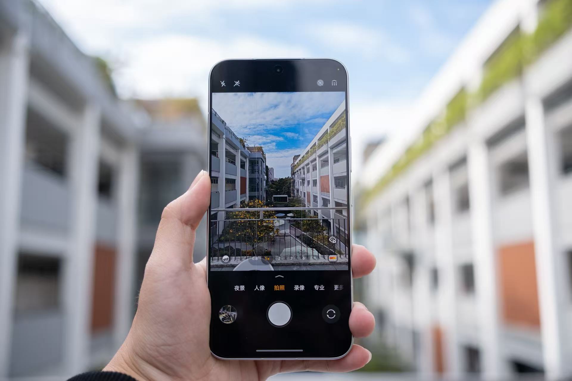 榮耀500 Pro上手體驗：果味十足中端機，續(xù)航強得遠超預期