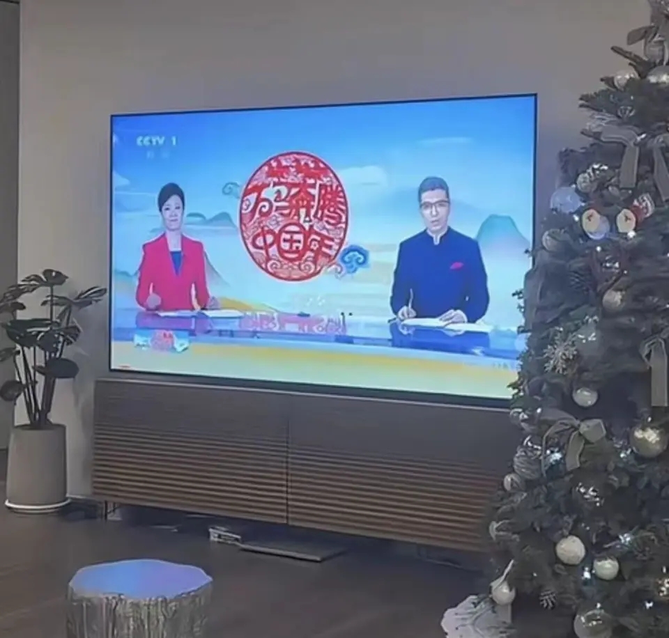 汪小菲台北过年这桌年夜饭太真实:丈母娘忙到冒烟,张兰独在北京