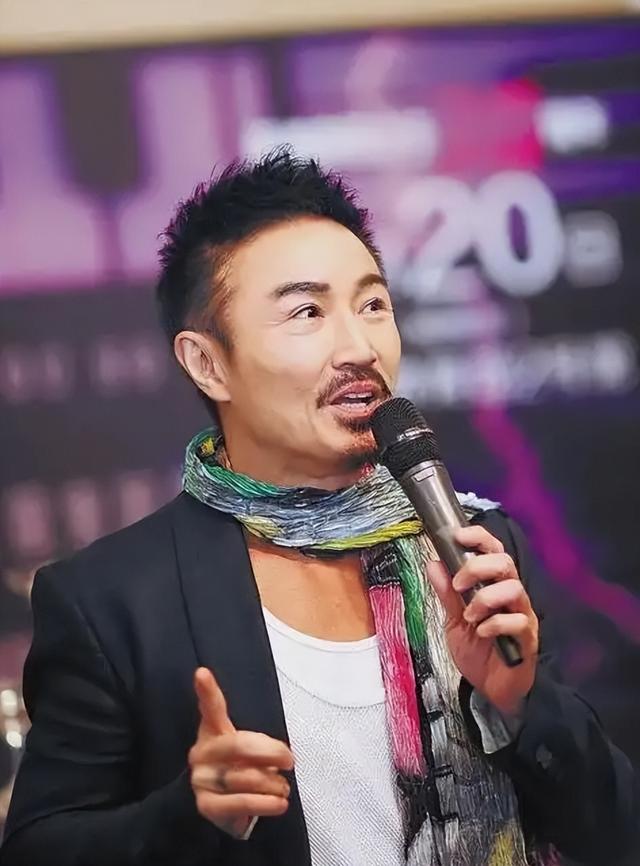 港独、骂中国人，如今却还想来内地捞金，这三位香港明星令人作呕