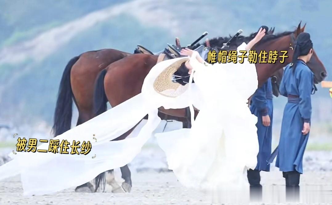 天理何在，孟子义拍戏被踩摔，反倒被骂娇气？