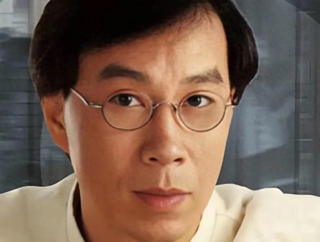 车祸瘫痪后，被妻子扔养老院22年，昔日的“歌王”如今怎么样了？