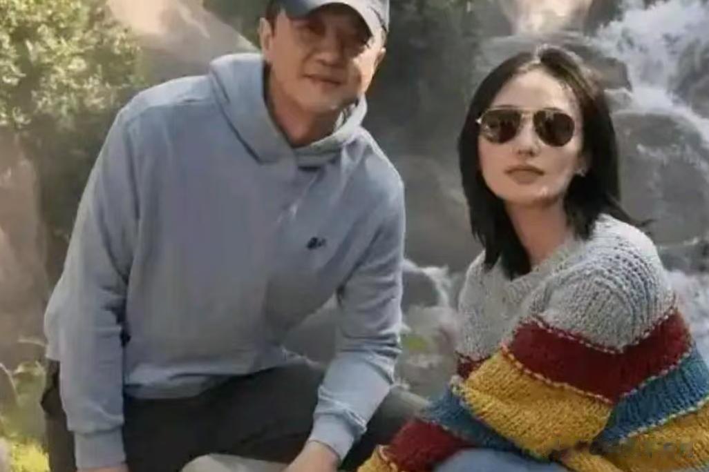 王菲担心的事还是发生了,李亚鹏再曝丑闻,难怪频频向李嫣献殷勤