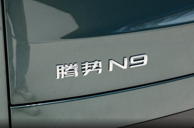 38.98万起售，不到2月销量破万？这款大型SUV为何如此受欢迎