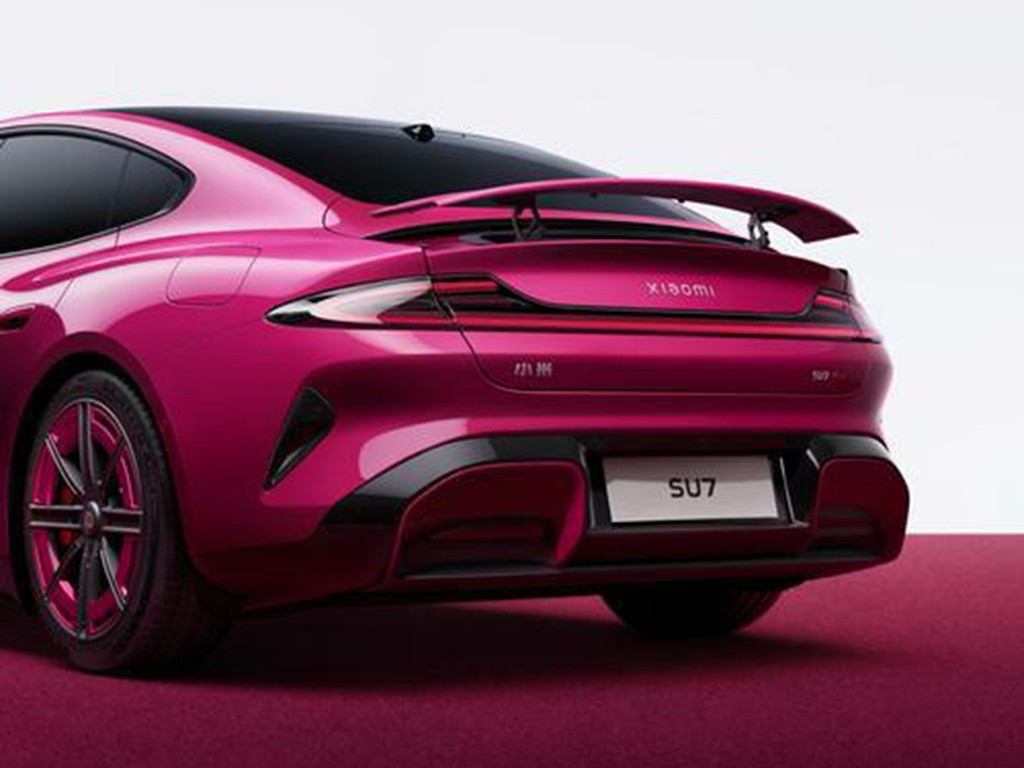 小米现车开售后，二手车行情崩塌，还要等明年换代SU7吗？