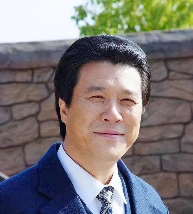 原来他俩是夫妻，恩爱40多年无绯闻，演完《长安的荔枝》终于红了