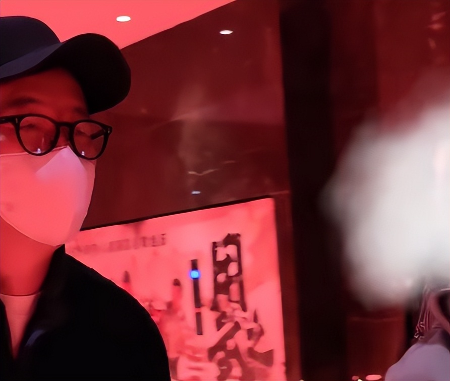 《用武之地》首映,王太利胖到不敢认,周冬雨油头,苗苗脸咋肿了