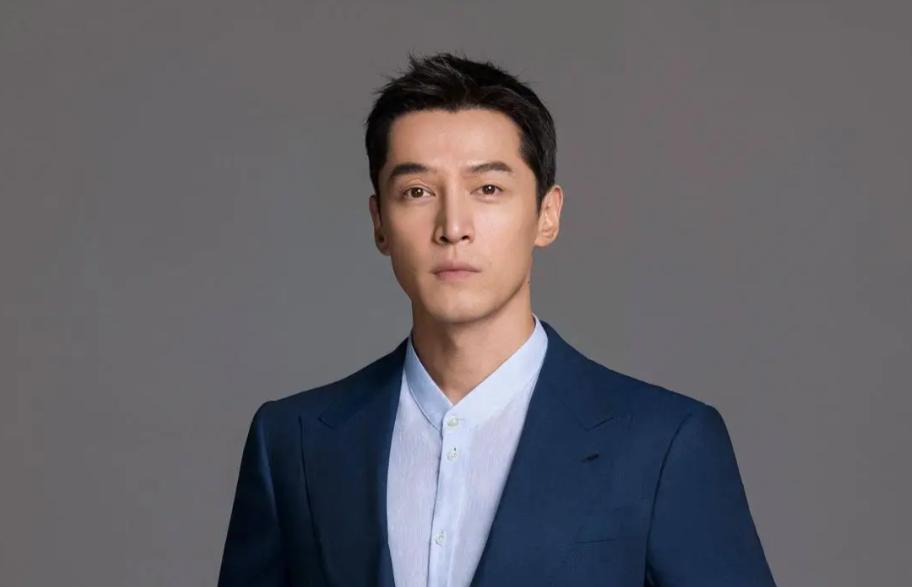 被传患肺癌住院才过去8个月，胡歌近况曝光，一点也不意外