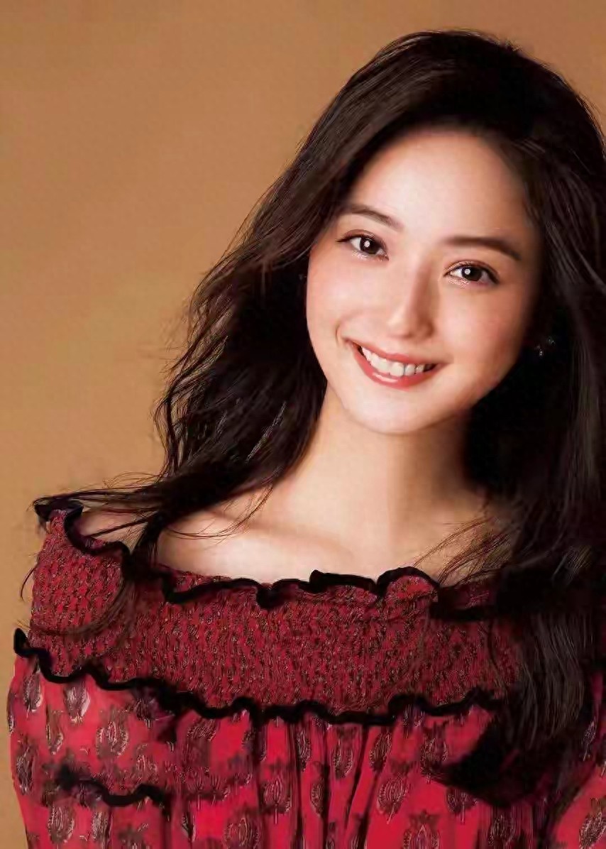 被称为“日本第一美女”的佐佐木希，到底有多美？
