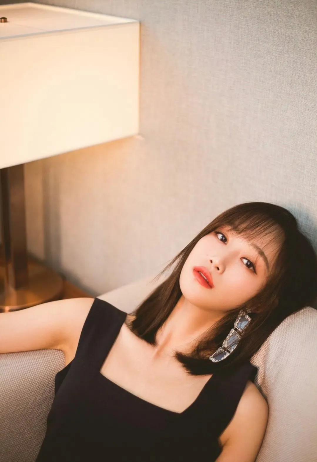 蓝盈莹写真美图