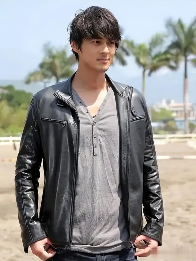 郭品超现状:寻亲成功后常住山东,48岁看着像28岁,自曝还是单身