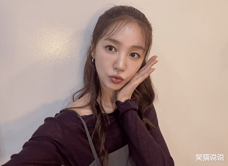 尹恩惠自曝已单身13年，提理想对象标准，网友发现她说的就是金钟国