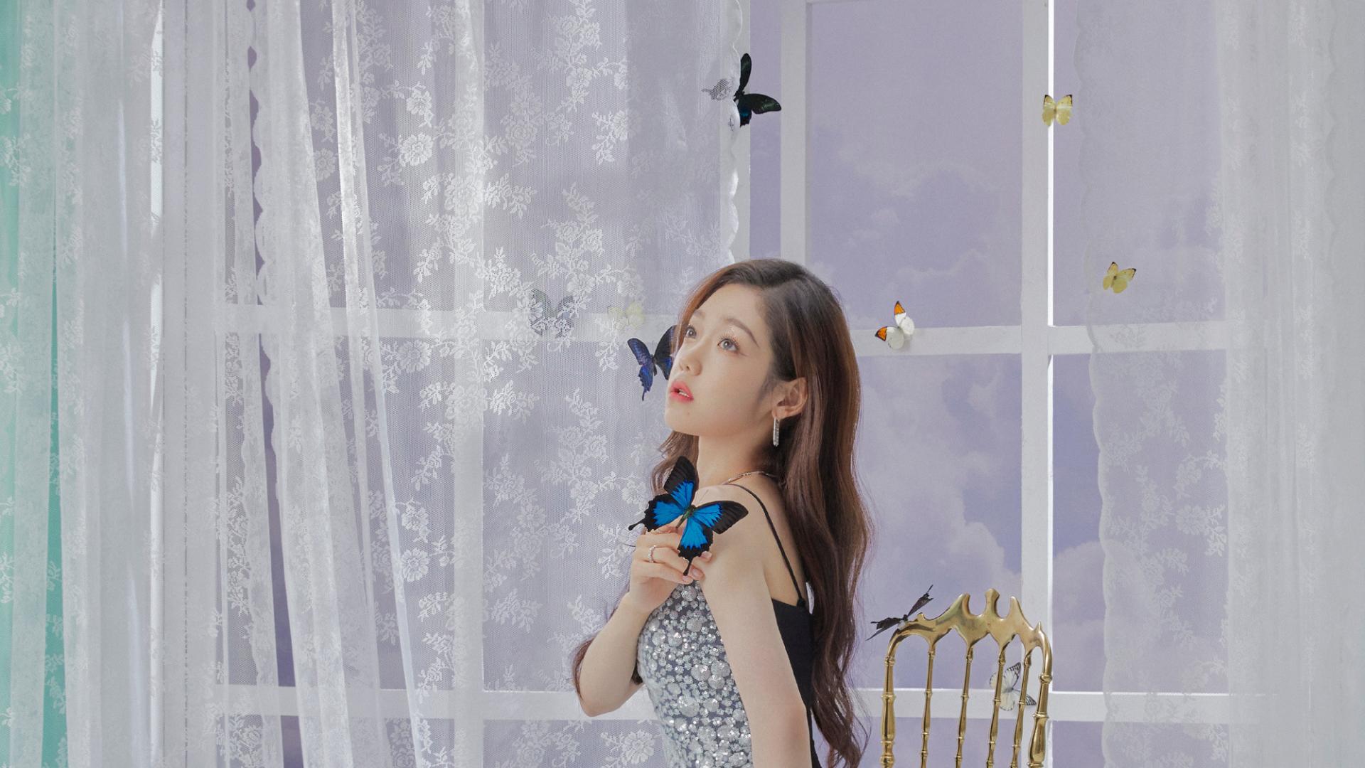 硬糖少女，希林娜依高的美脚