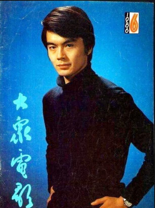 “铁打的许亚军流水的妻”！四婚三离房子越换越大，老婆越换越小