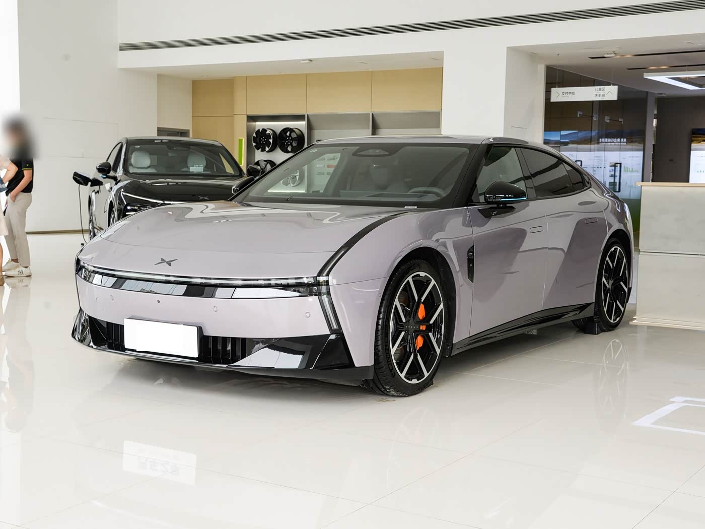 小鹏版“SU7”，溜背外观很动感！配四驱+双腔空悬，续航超800Km