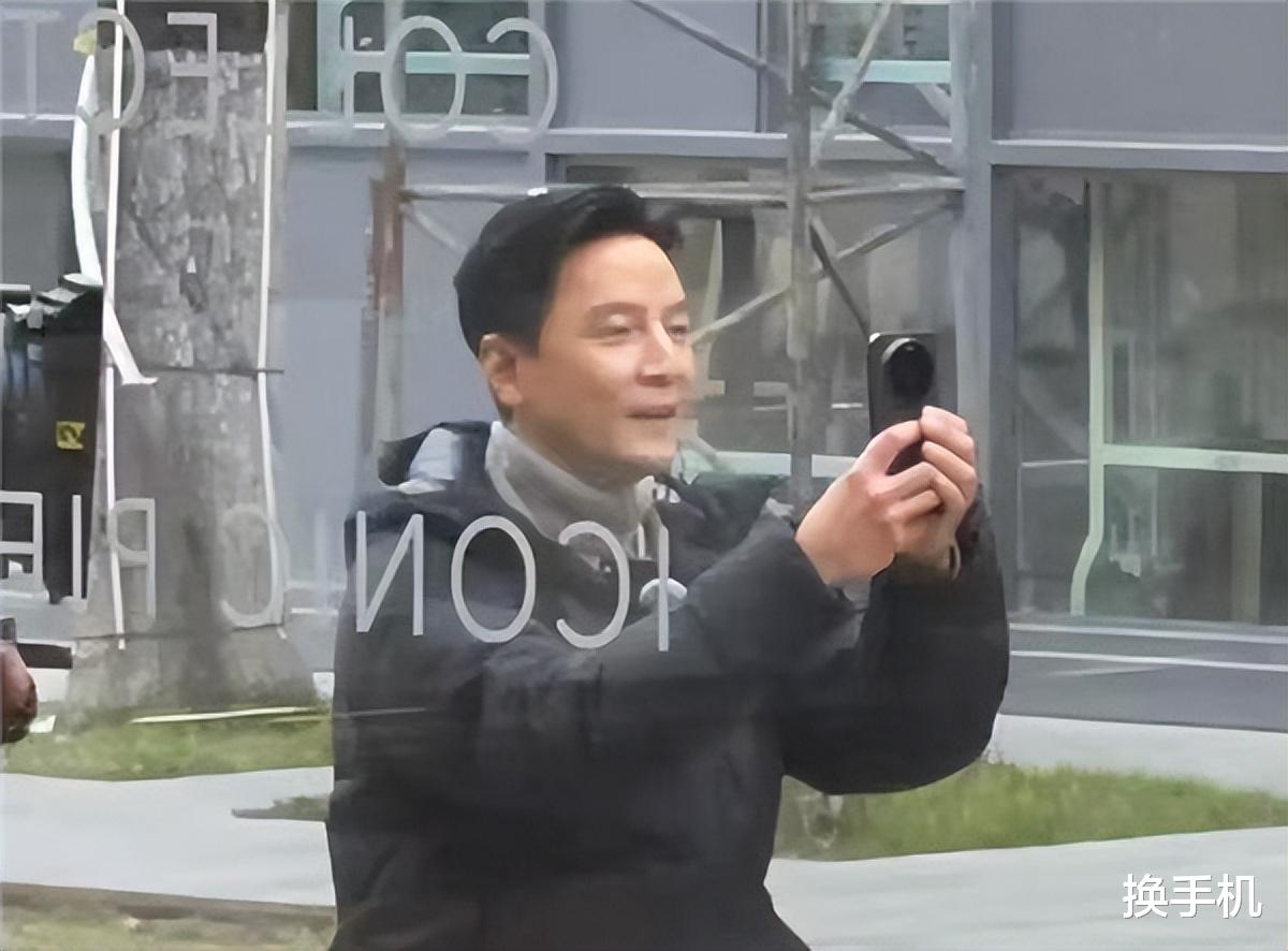 收手吧阿祖，外面都是小米17！吳彥祖或已簽約小米