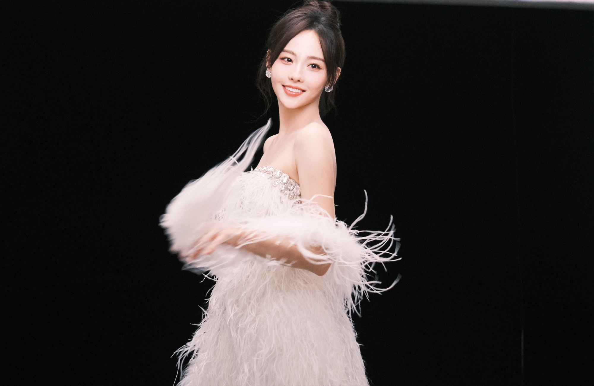 张嘉倪,时间在她脸上失效了