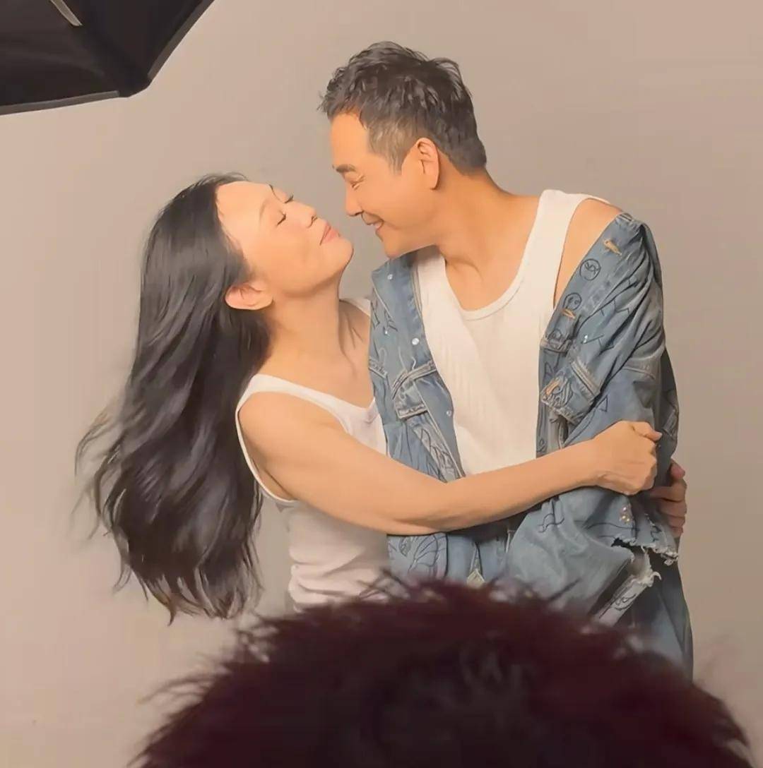 恩爱抵不过残酷现实！63岁吴琼仍满面桃花，48岁阮巡已是一脸皱纹