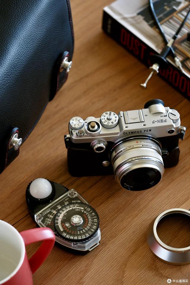 顏值即生產力：一臺讓參數黨沉默的M43美學旗艦！