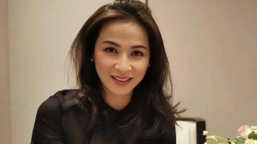 香港知名女星近况引关注！与相差10岁TVB前艺人演母女
