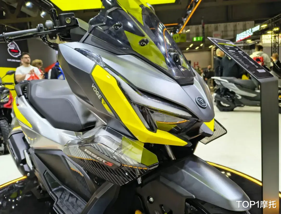 米兰车展丨无极SR125 GTS首次亮相,战斗感十足的龙骨踏板