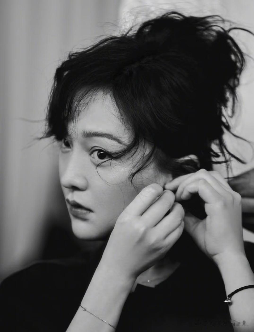 32位女明星的黑白质感大片,个顶个的漂亮,谁是你心目中的No.1?