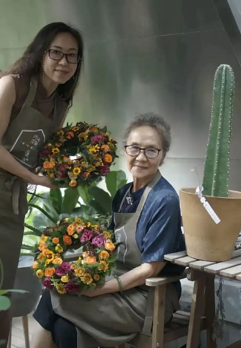 吴彦姝和女儿吃火锅被偶遇！女儿断崖式衰老，3年时间像变了个人