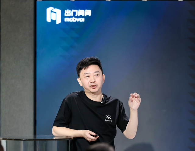 一个被 AI 硬件伤害了十年的创业者,又做了一个 AI 硬件